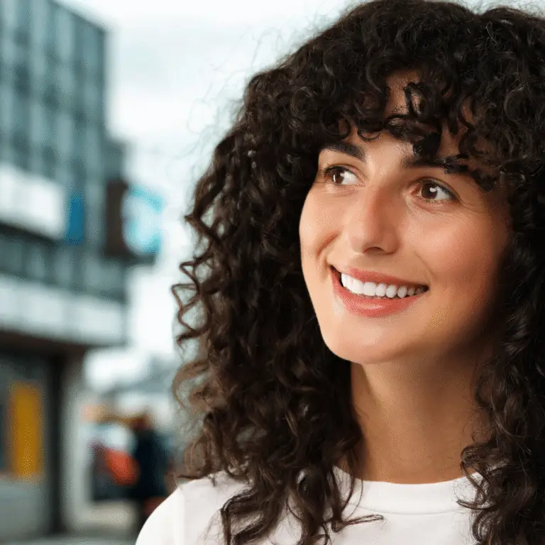 Are Ultra-Thin Veneers Replacing Hollywood Smile?