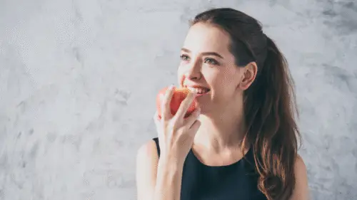 Can you eat with veneers